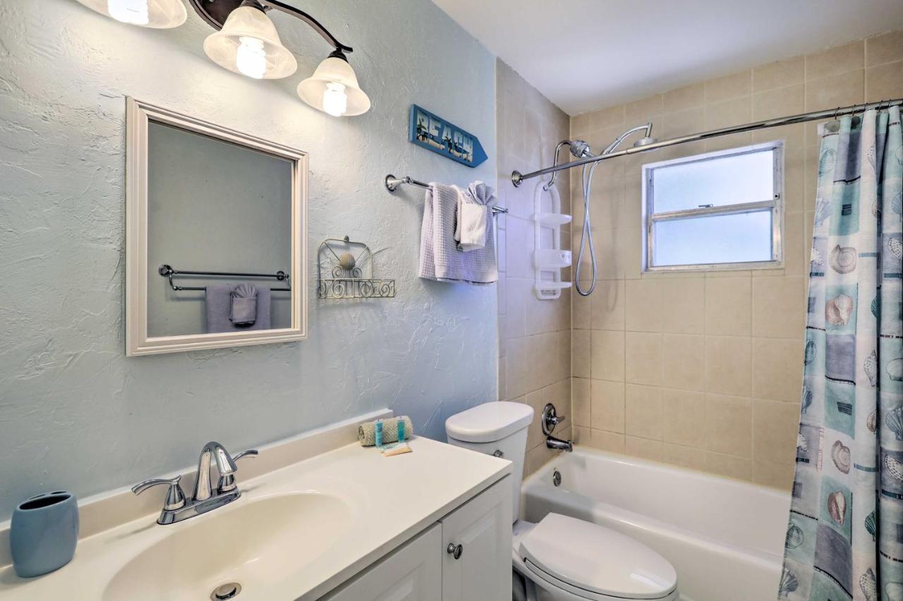 Cape Canaveral Cottage With Hot Tub Walk To Beach Exteriör bild